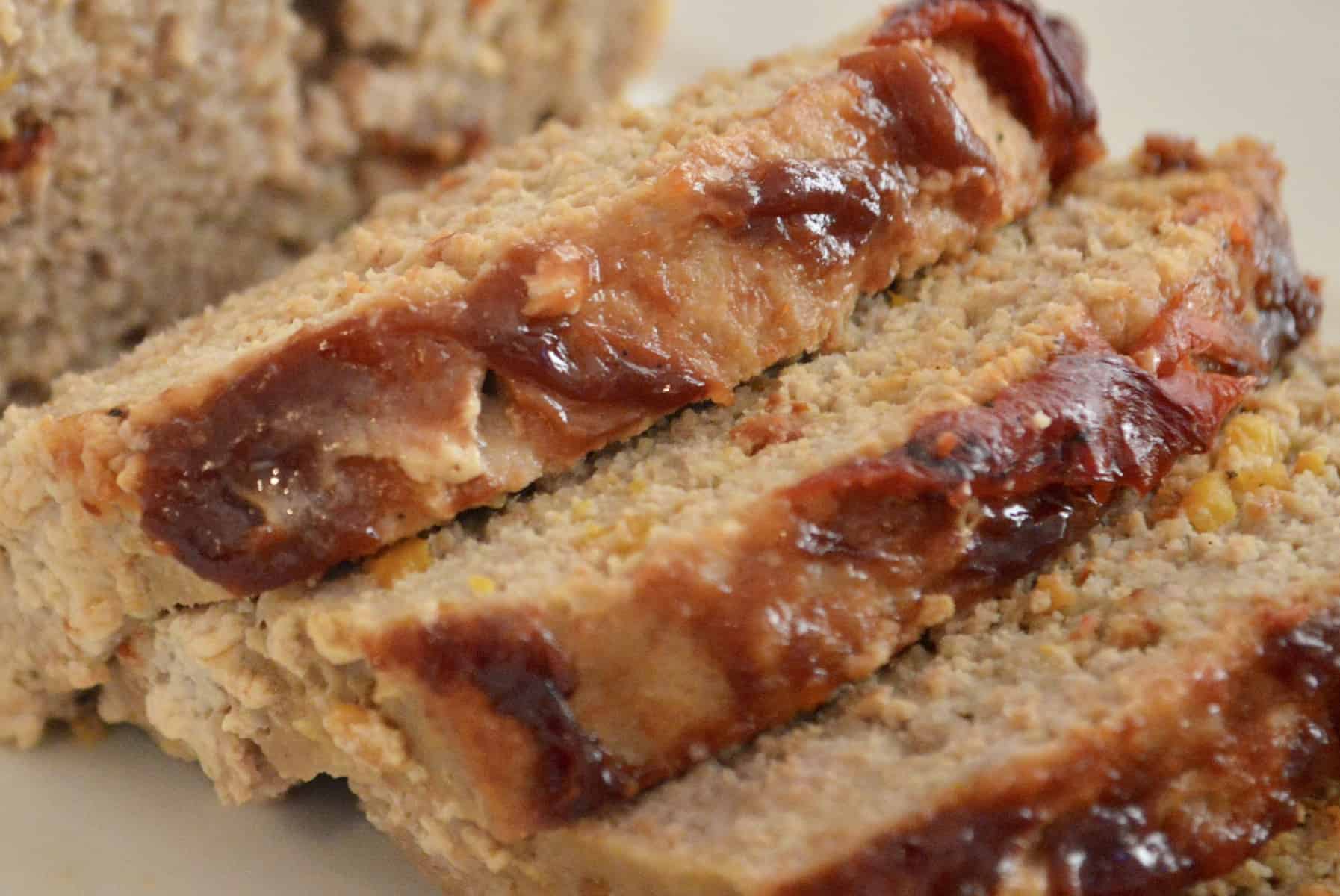 up close photo of the sliced loaf. 