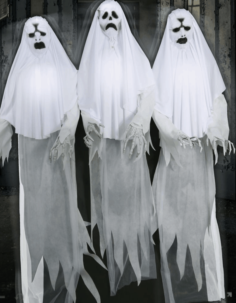 Spooky Ghost Trio Anamatronics. 