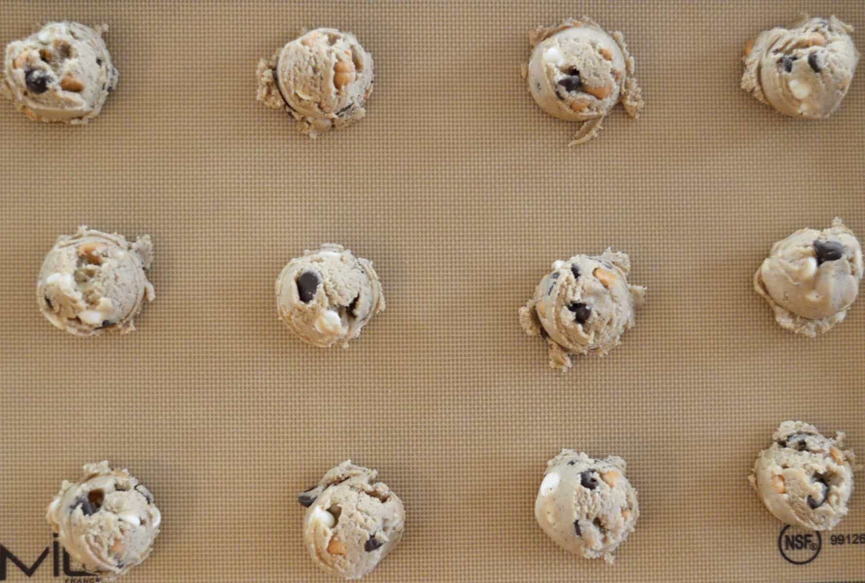 dough balls on baking sheets.
