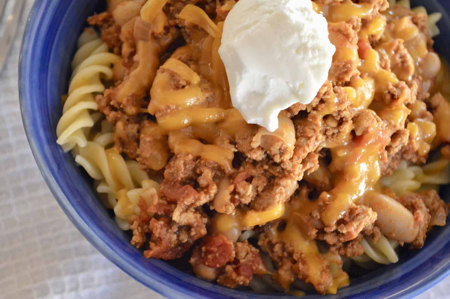 cheesy chili pasta