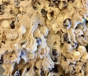 Cookie Bars with chocolate and white chocolate chips