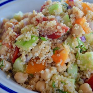 easy vegetable quinoa salad