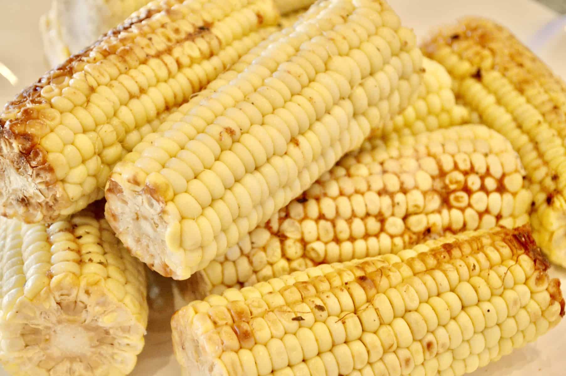 grilled corn on a plate 