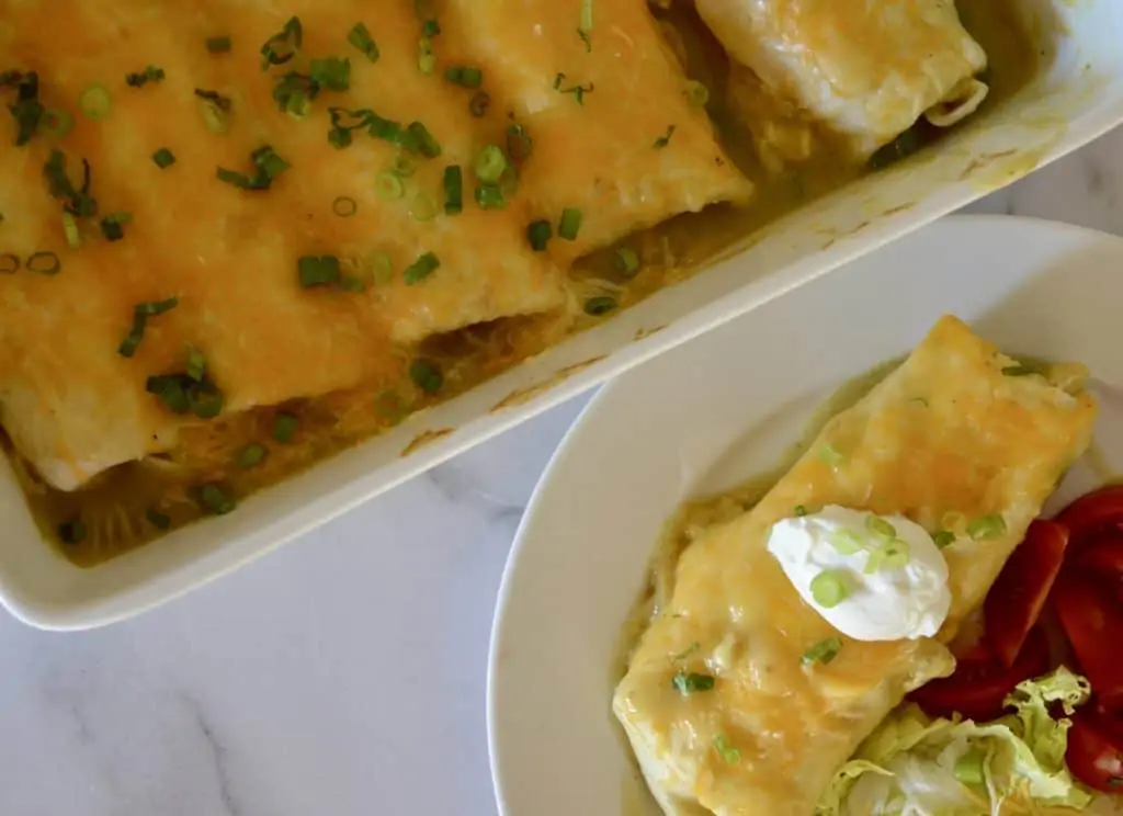 Green Chili Chicken Burritos - This Delicious House