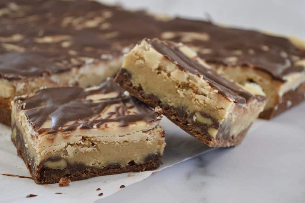 brownie blondie bars | brown sugar icing