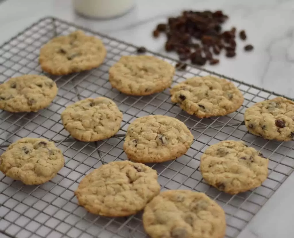 Oatmeal Raisin Cookies Recipe (Classic Chewy Recipe) - This Delicious House