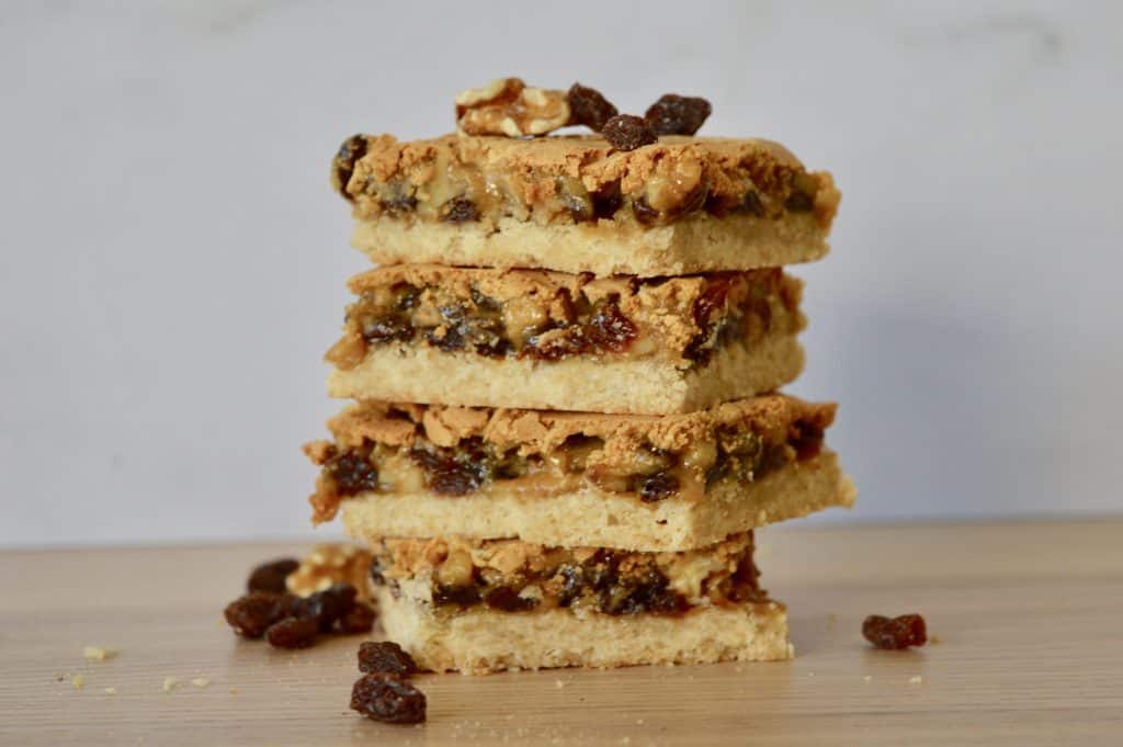 butter tart squares | raisins & walnuts