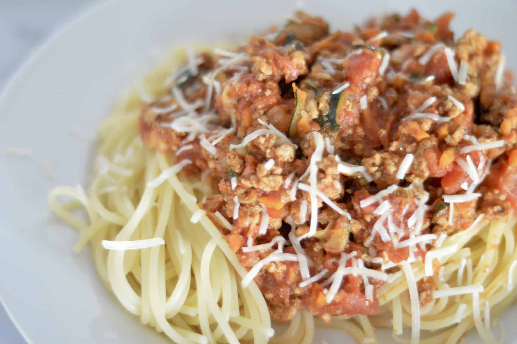 plate of turkey vegetable spaghetti. 