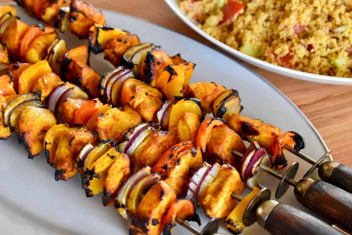 Grilled Chicken Kabob Skewers with garlic and turmeric. 