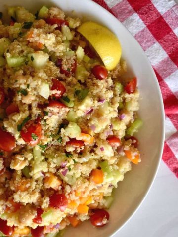 cropped-quinoa-veggie-salad-7.jpg