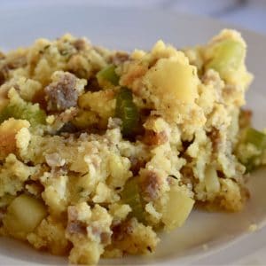 Cornbread Stuffing with sausage and apple