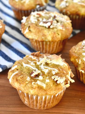 Hummingbird Muffins - This Delicious House