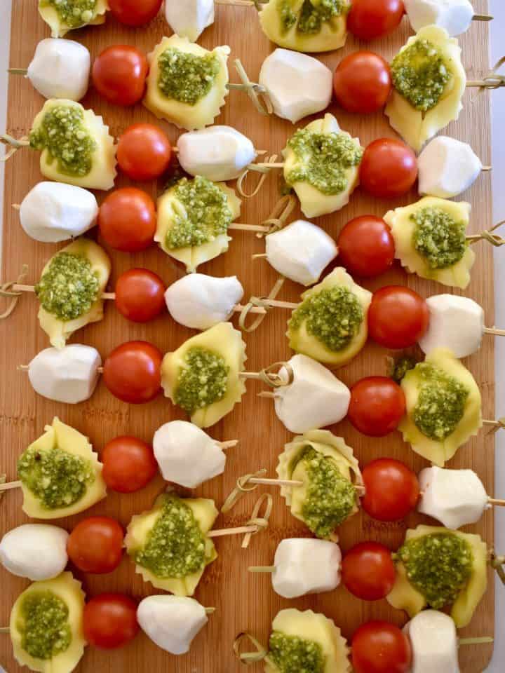 Pesto Tortellini Skewers | Easy Fast Appetizer - This Delicious House