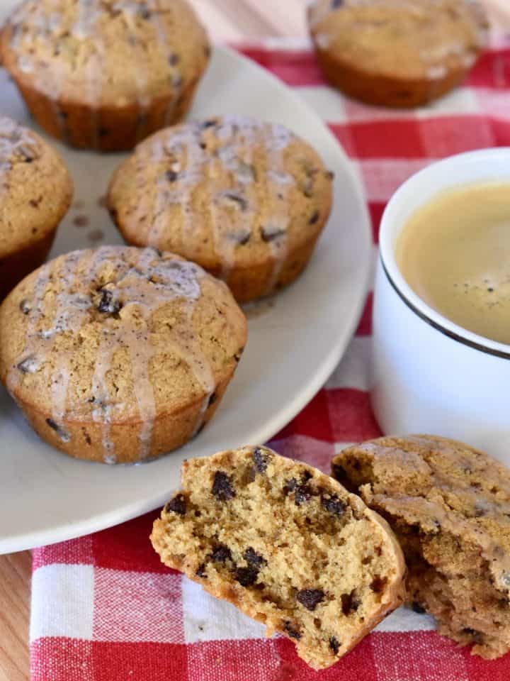 Cappuccino Muffins Recipe (Easy Espresso Glaze) - This Delicious House