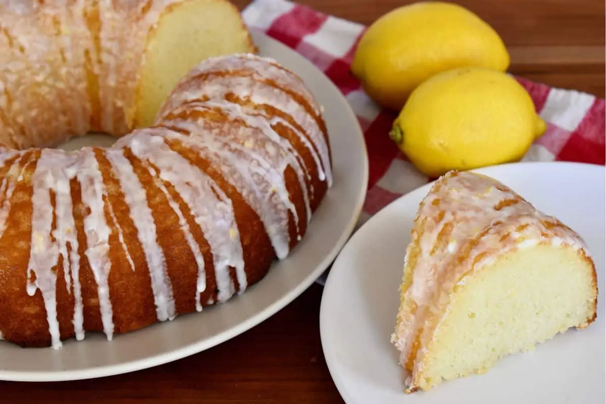 Lemon Ricotta Bundt Cake on a white plate. 