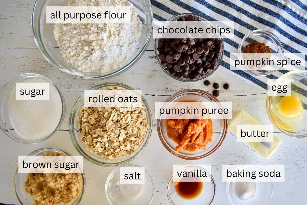 Ingredients include flour, vanilla, sugars, and egg. 